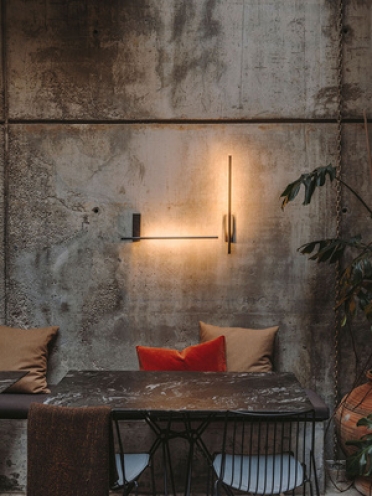Tubs Wall Fixture. 